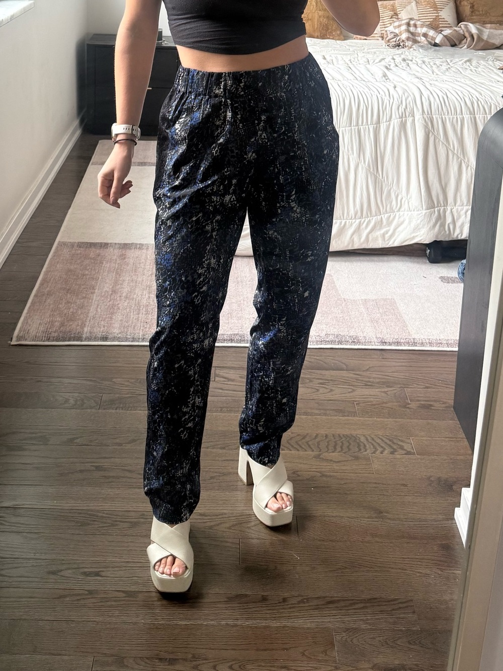 RD style Black and Blue Animal Print High-Rise Pants - M